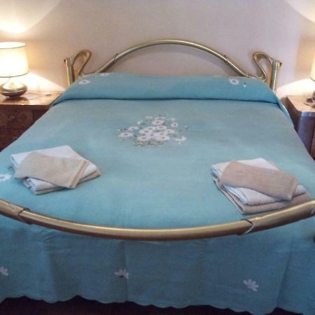 Casa Emanuela Bed & Breakfast Piazzola sul Brenta Exterior photo